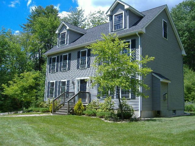 53 Tan Road Pittsfield, NH 03263 - Photo 3 of 40