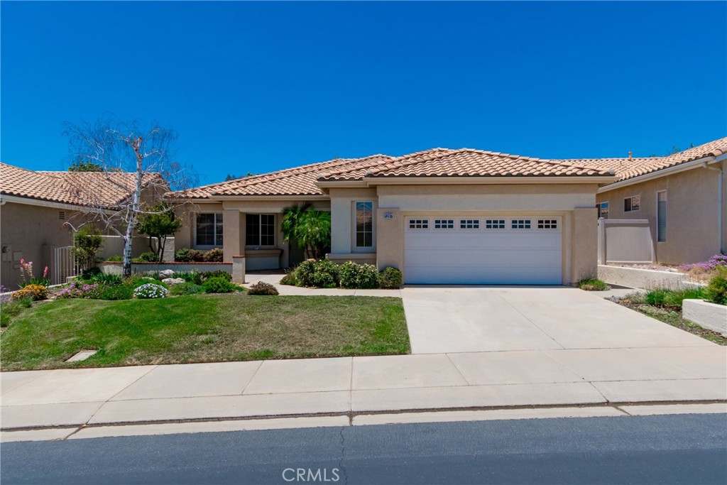 1287 Riviera Avenue Banning, CA 92220 - Photo 45 of 51 Large Driveway