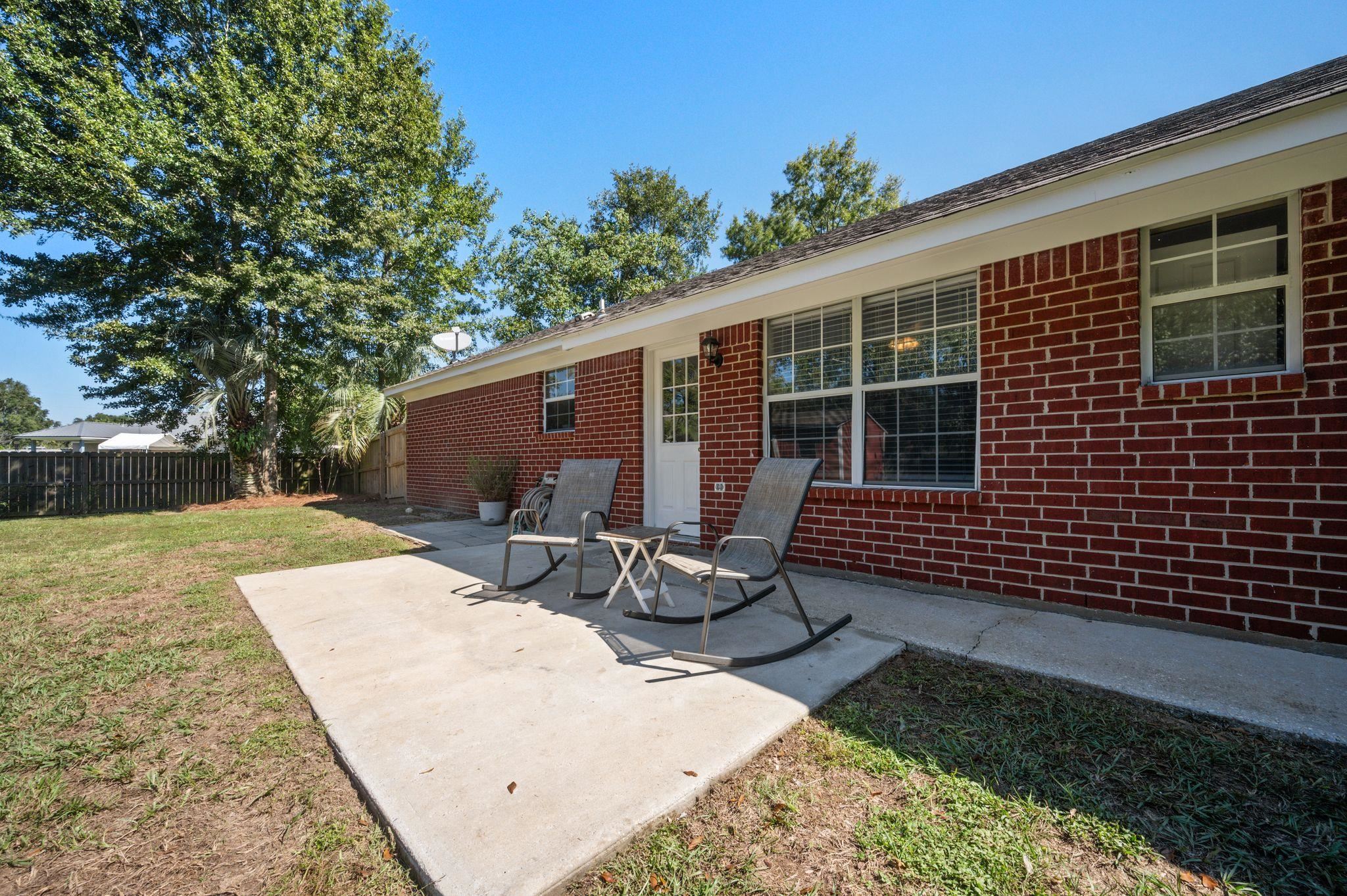 13025 County Road 55 Foley, AL 36535 - Photo 25 of 49 Patio