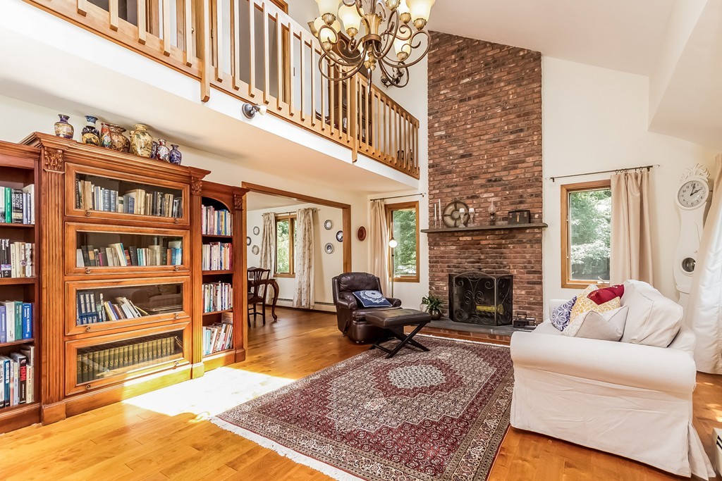 148 High Street Ashland, MA 01721 - Photo 4 of 28