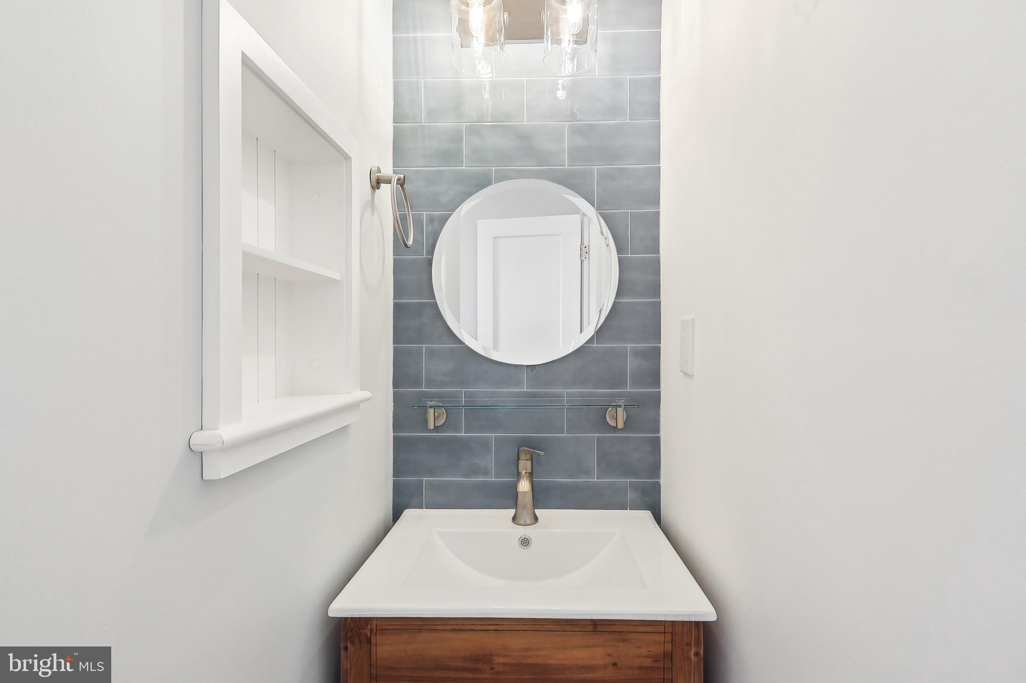 714 Chesapeake Avenue Silver Spring, MD 20910 - Photo 24 of 63 Bathroom