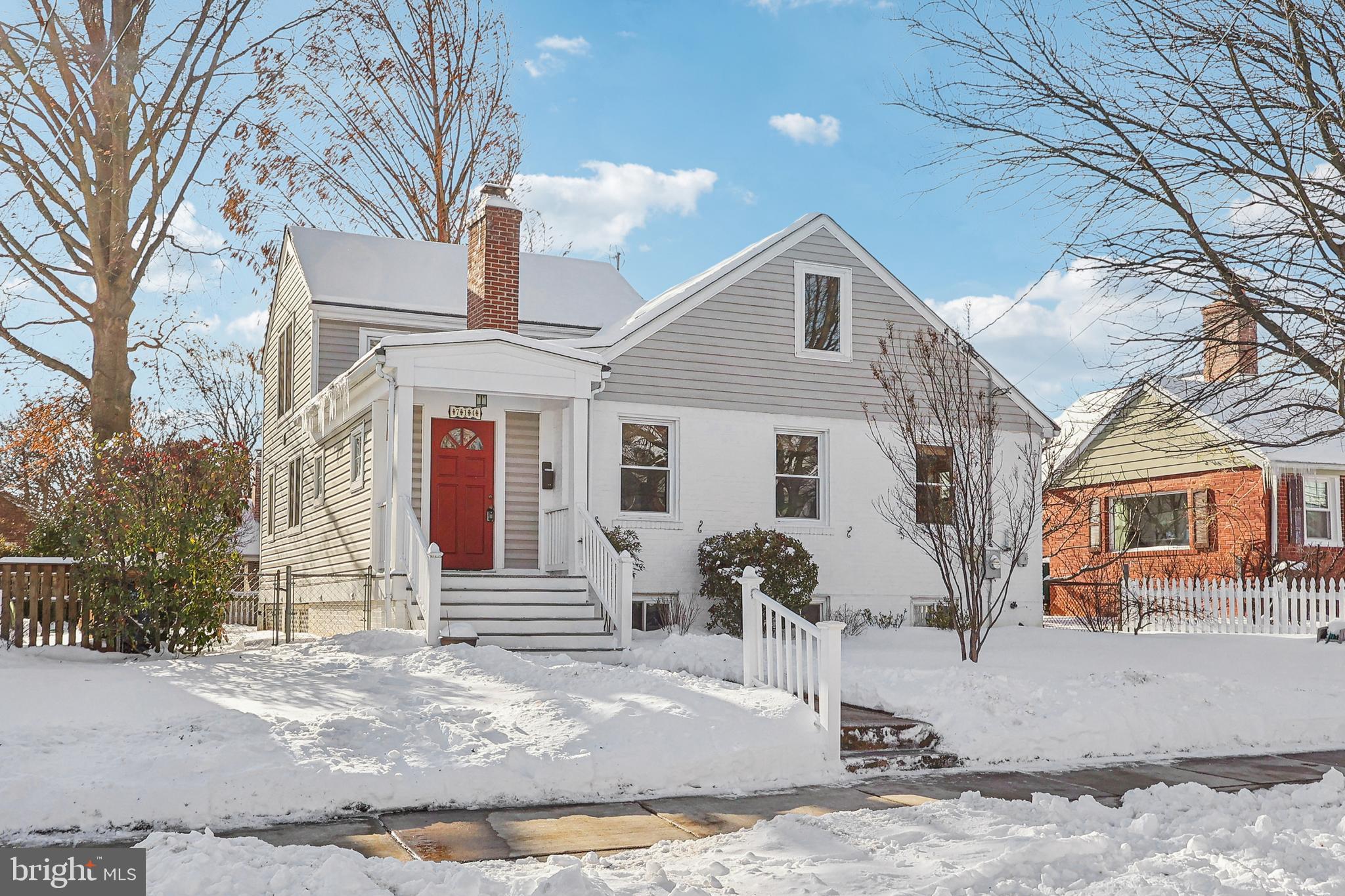 714 Chesapeake Avenue Silver Spring, MD 20910 - Photo 4 of 63 Front Exterior
