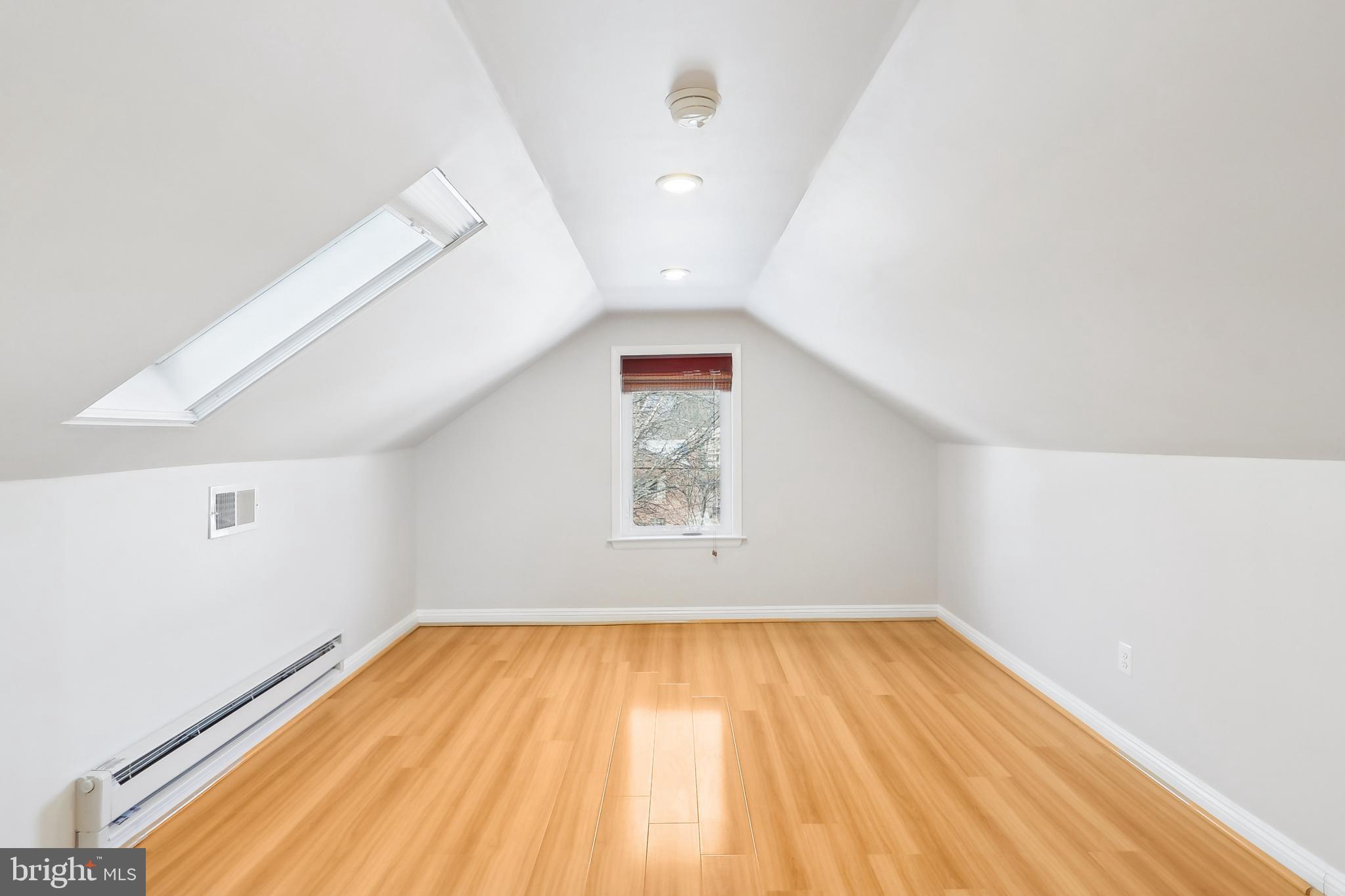 714 Chesapeake Avenue Silver Spring, MD 20910 - Photo 41 of 63 Bedroom