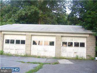 2041 Church Road Allentown, PA 18104 - Photo 5 of 5 Gallery Image 5