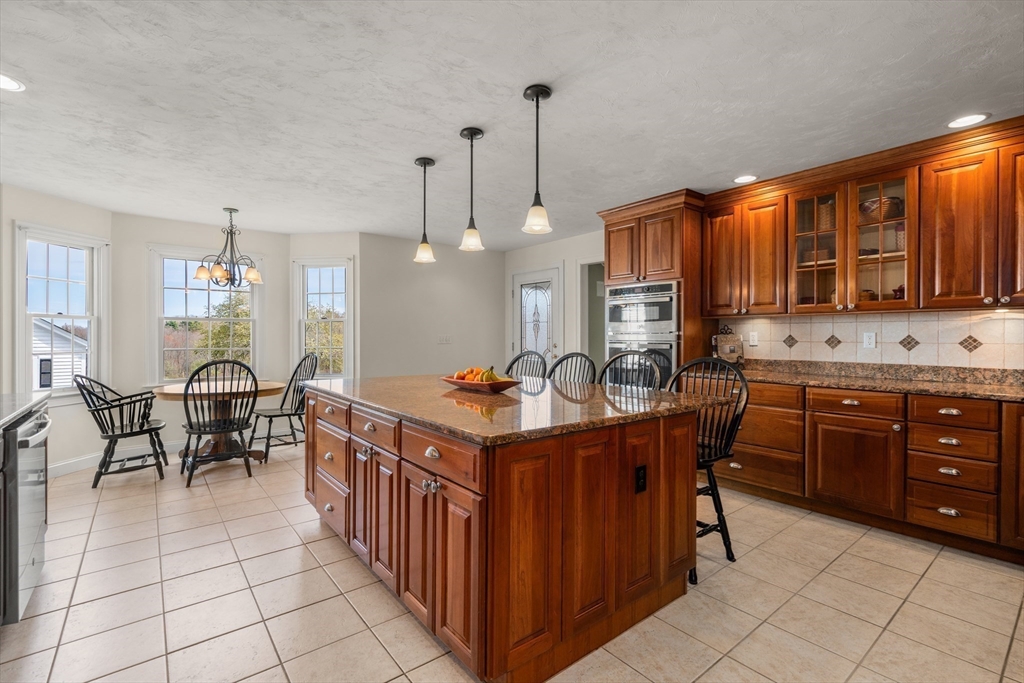 63 Uxbridge Road Sutton, MA 01590 - Photo 7 of 42