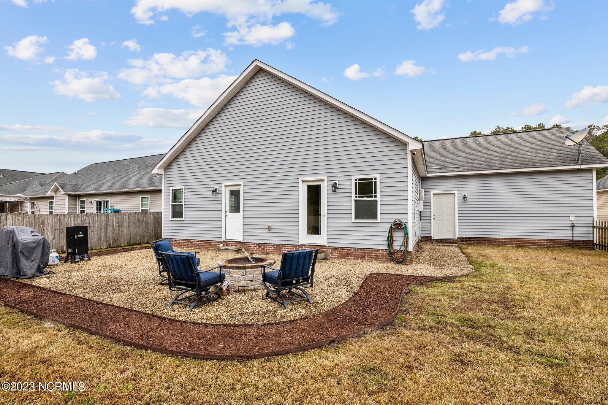 275 Station House Road New Bern, NC 28562 - Photo 31 of 42 7-web-or-mls-2I3A0007 - Copy