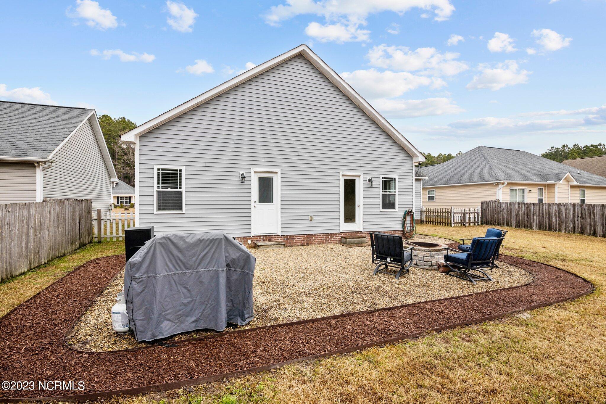 275 Station House Road New Bern, NC 28562 - Photo 32 of 42 8-web-or-mls-2I3A0008 - Copy