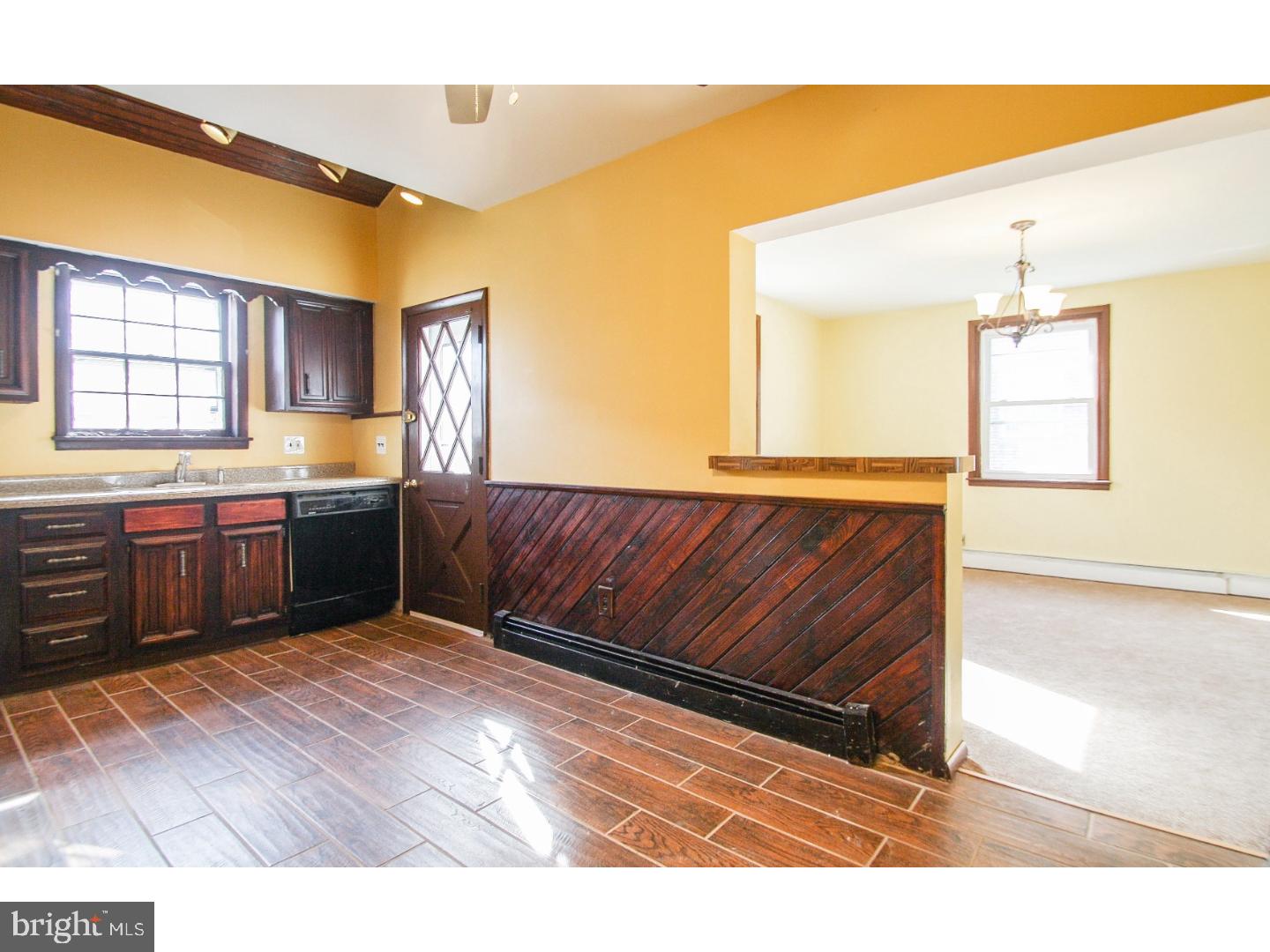816 Pleasant Road Yeadon, PA 19050 - Photo 15 of 25 Kitchen