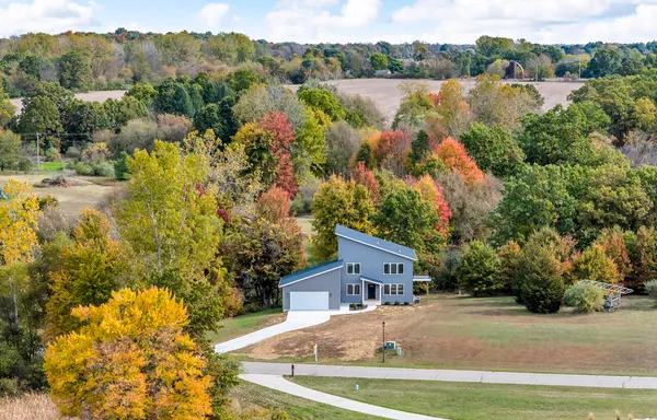 $529,000 | 6835 South Price Lake Drive, Jackson, MI 49201