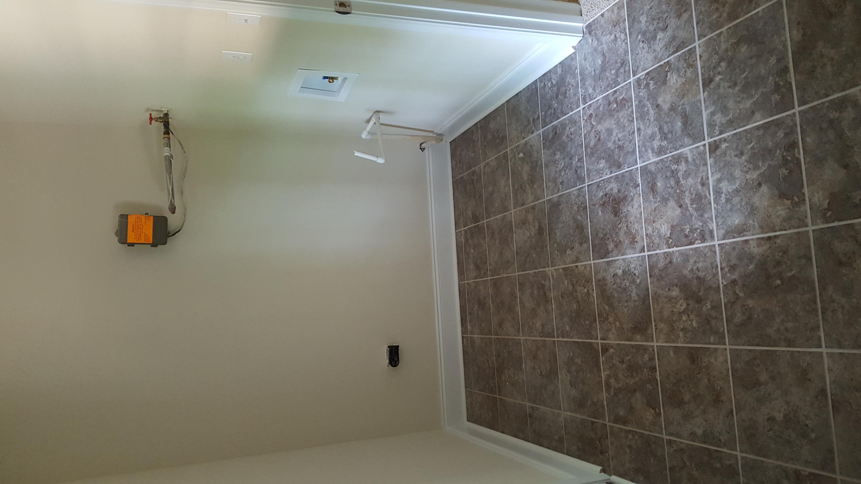 423 Temple Road Ladson, SC 29456 - Photo 4 of 18 20150612_144704