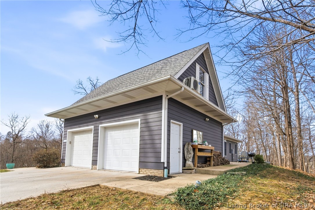 8711 Banet Road Floyds Knobs, IN 47119 - Photo 64 of 74