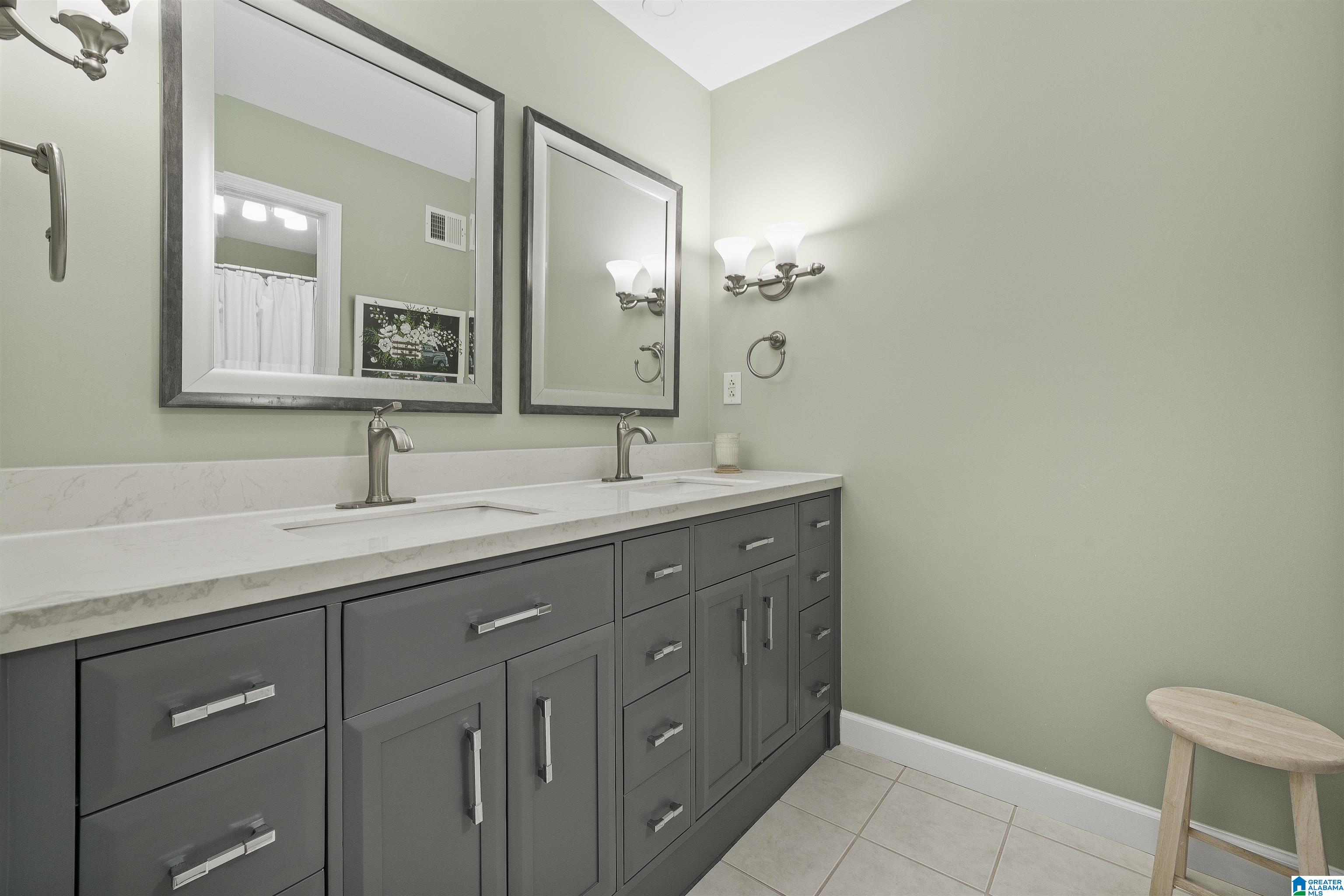 979 Alpine Way Pelham, AL 35124 - Photo 34 of 58