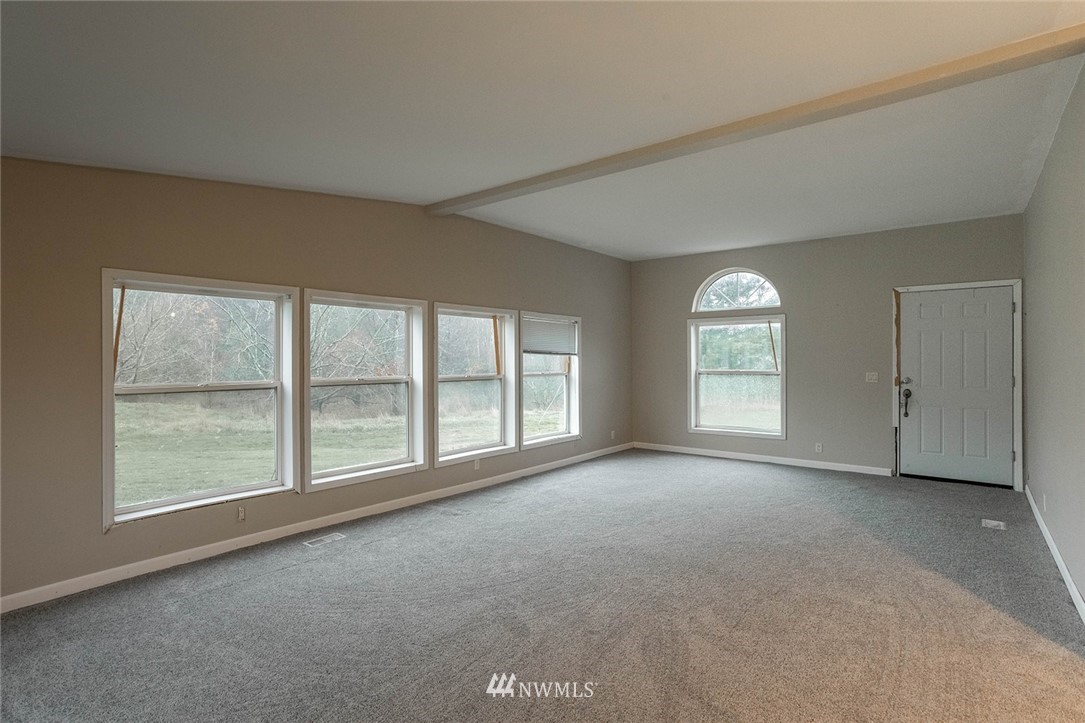 9223 Kendall Road Sumas, WA 98295 - Photo 14 of 31 an empty room with windows and view