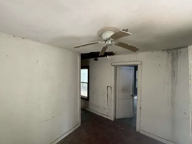 $26,999 | 712 Park Street, Sinton, TX 78387