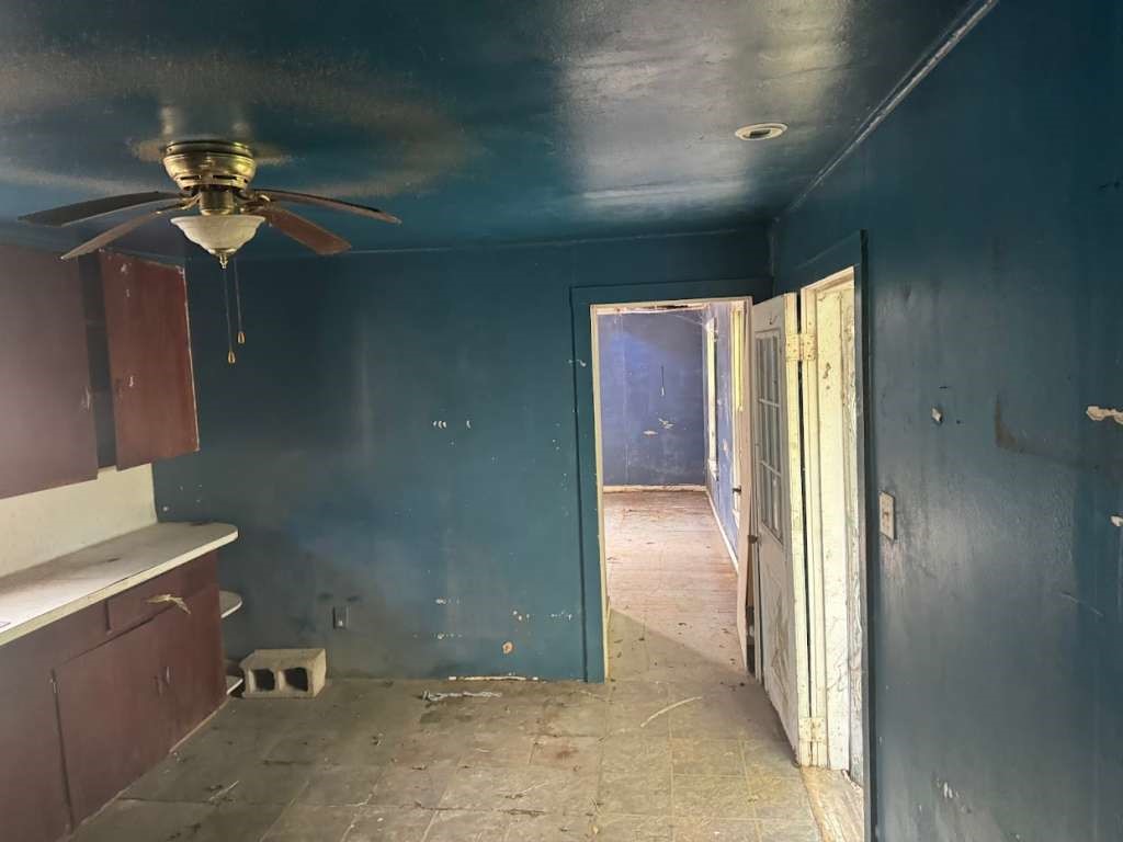712 Park Street Sinton, TX 78387 - Photo 4 of 13
