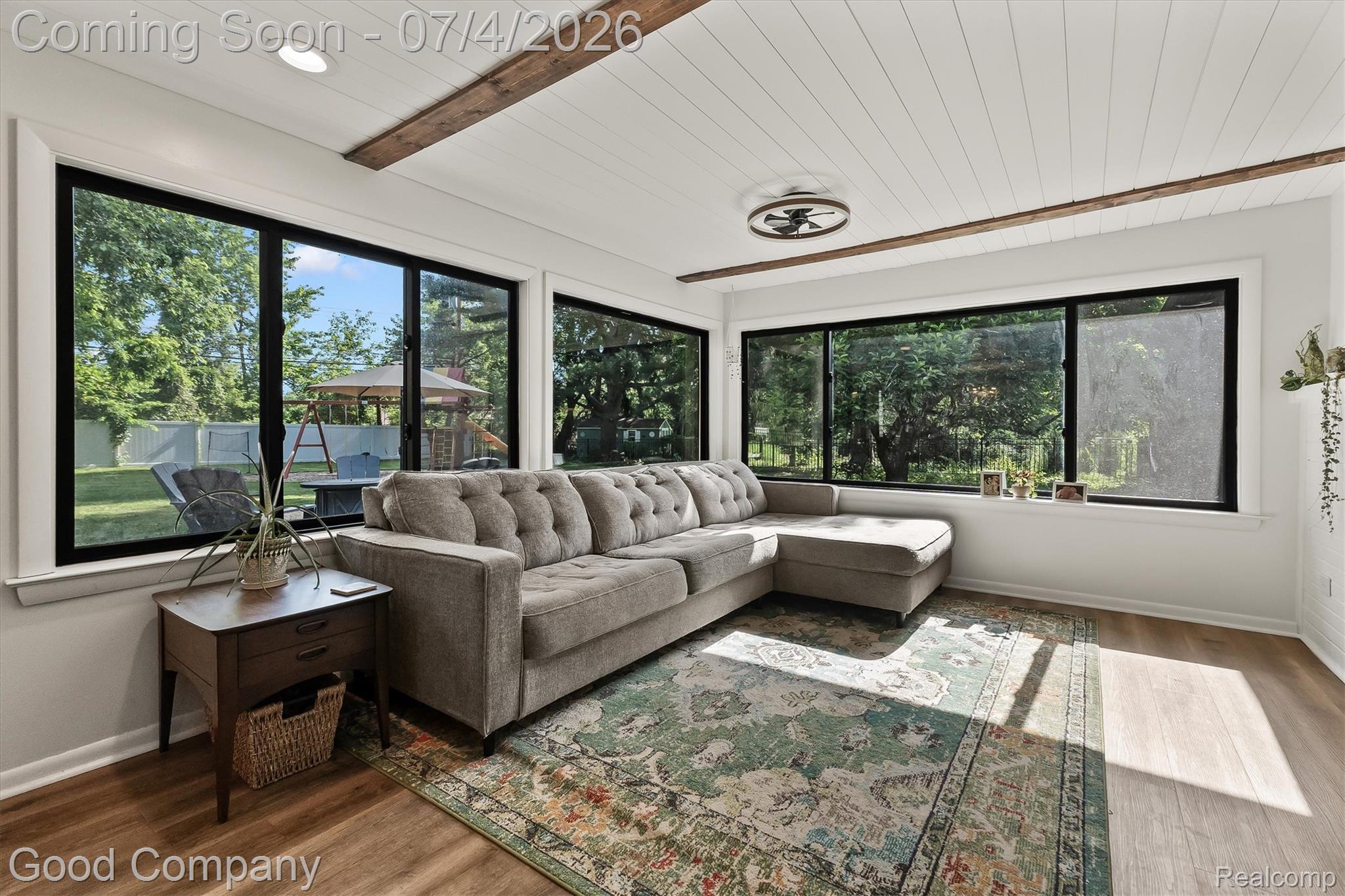 141 Nesbit Lane Rochester, MI 48309 - Photo 10 of 47 12-Nesbit -21.jpg