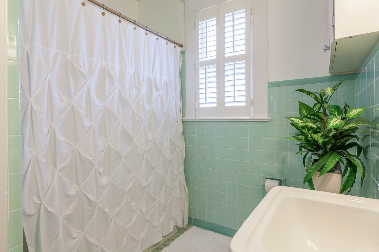 1702 Dare Street Raleigh, NC 27608 - Photo 19 of 25 Photo 19