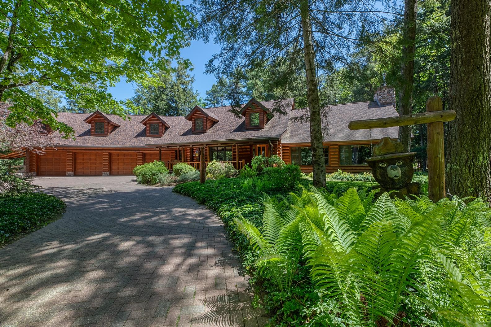 6274 West Forest Lake Road Land O'Lakes, WI 54540 - Photo 1 of 1 Gallery Image 1