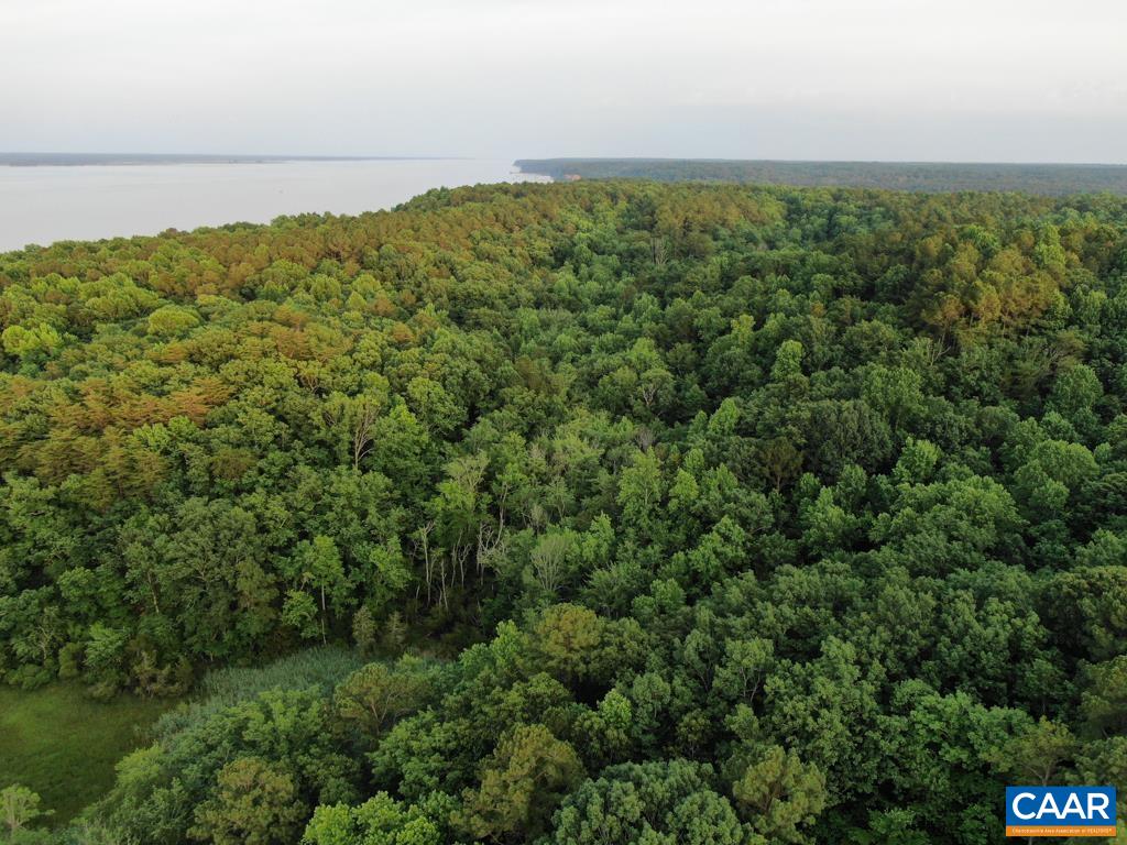 A Ware Creek Road Williamsburg, VA 23188 - Photo 20 of 25 a view of a field with an ocean