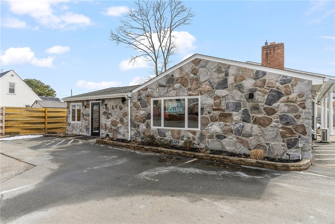 6 Hade Court Warwick, RI 02889 - Photo 3 of 50 hair salon/business