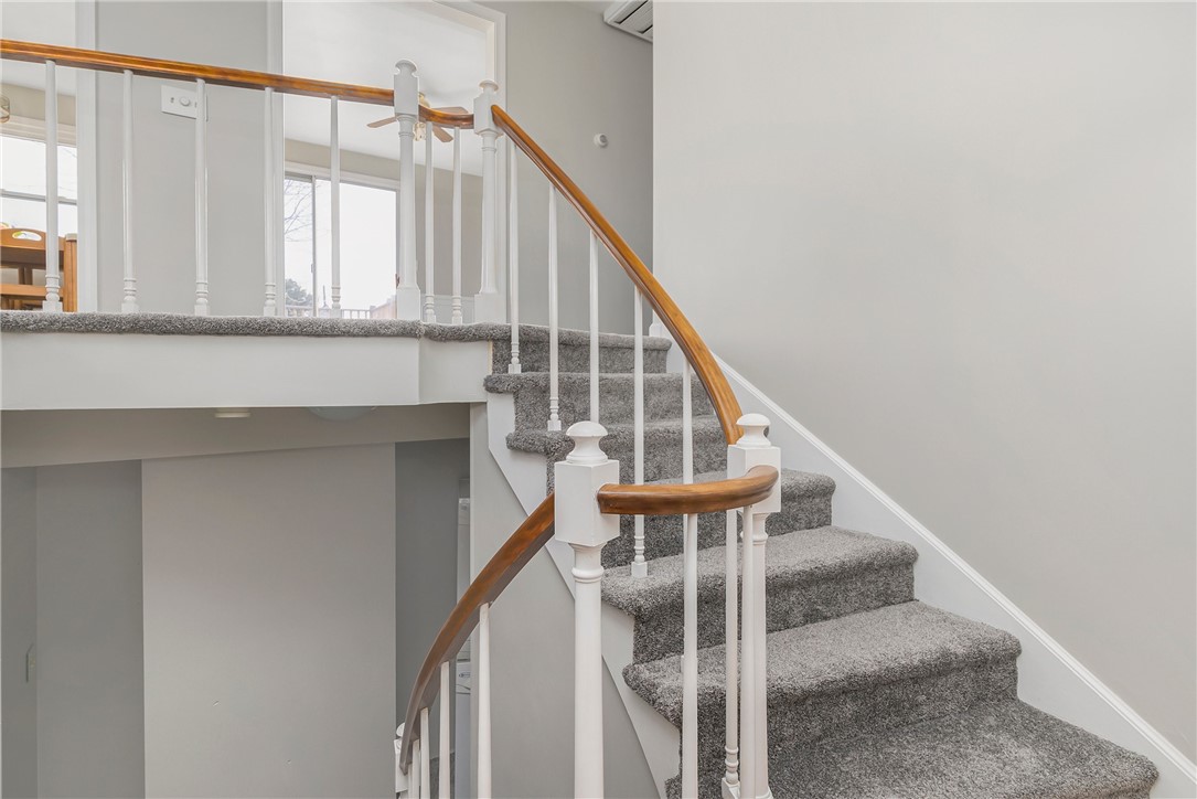6 Hade Court Warwick, RI 02889 - Photo 9 of 50 upstairs entryway