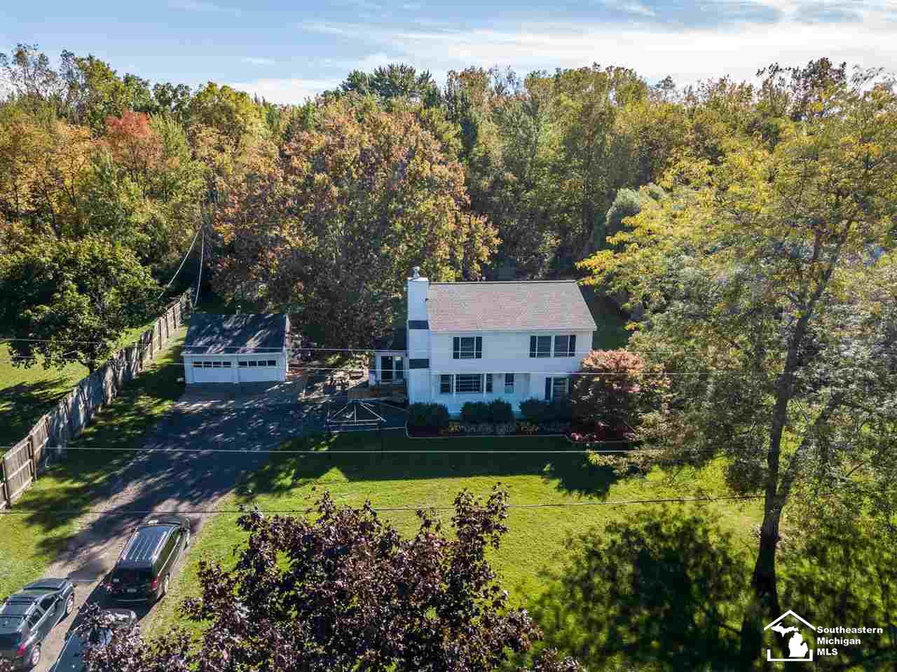21517 Kaiser Road Gregory, MI 48137 - Photo 2 of 28 31362296-1.JPG