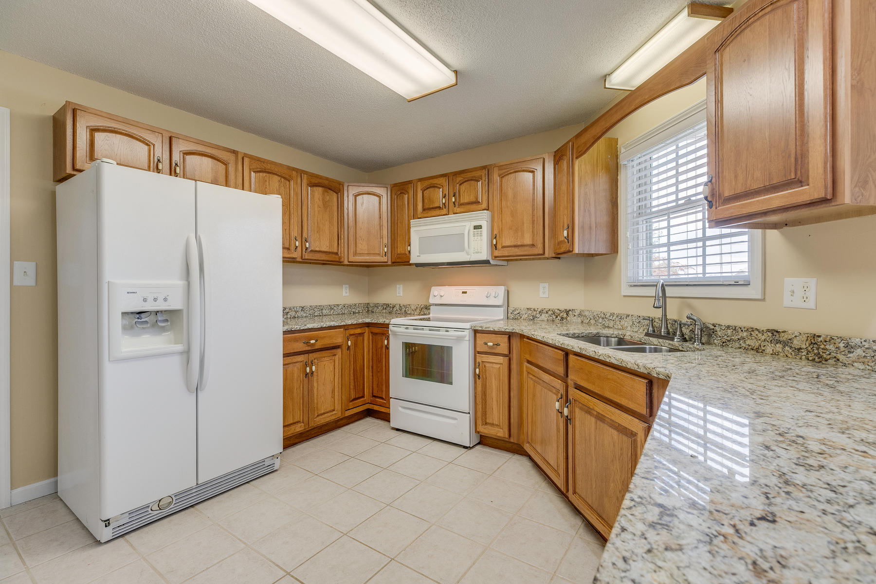 649 Allison Road Piney Flats, TN 37686 - Photo 12 of 48 012