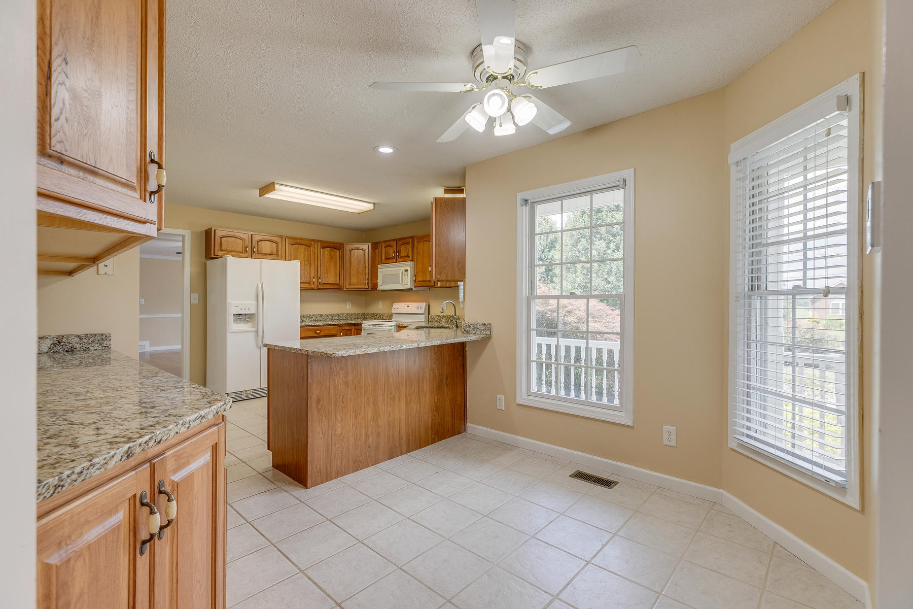 649 Allison Road Piney Flats, TN 37686 - Photo 14 of 48 014