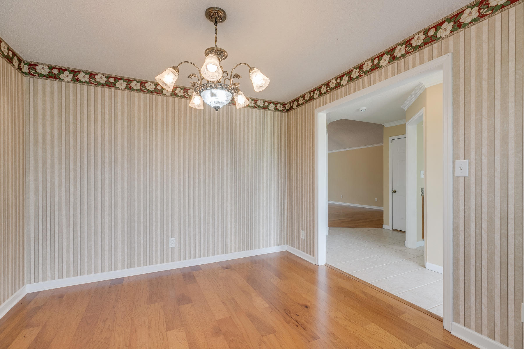 649 Allison Road Piney Flats, TN 37686 - Photo 18 of 48 018