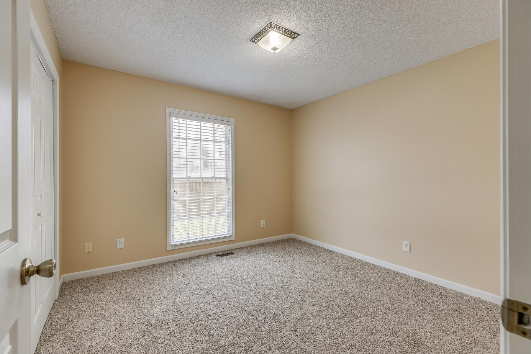649 Allison Road Piney Flats, TN 37686 - Photo 29 of 48 029