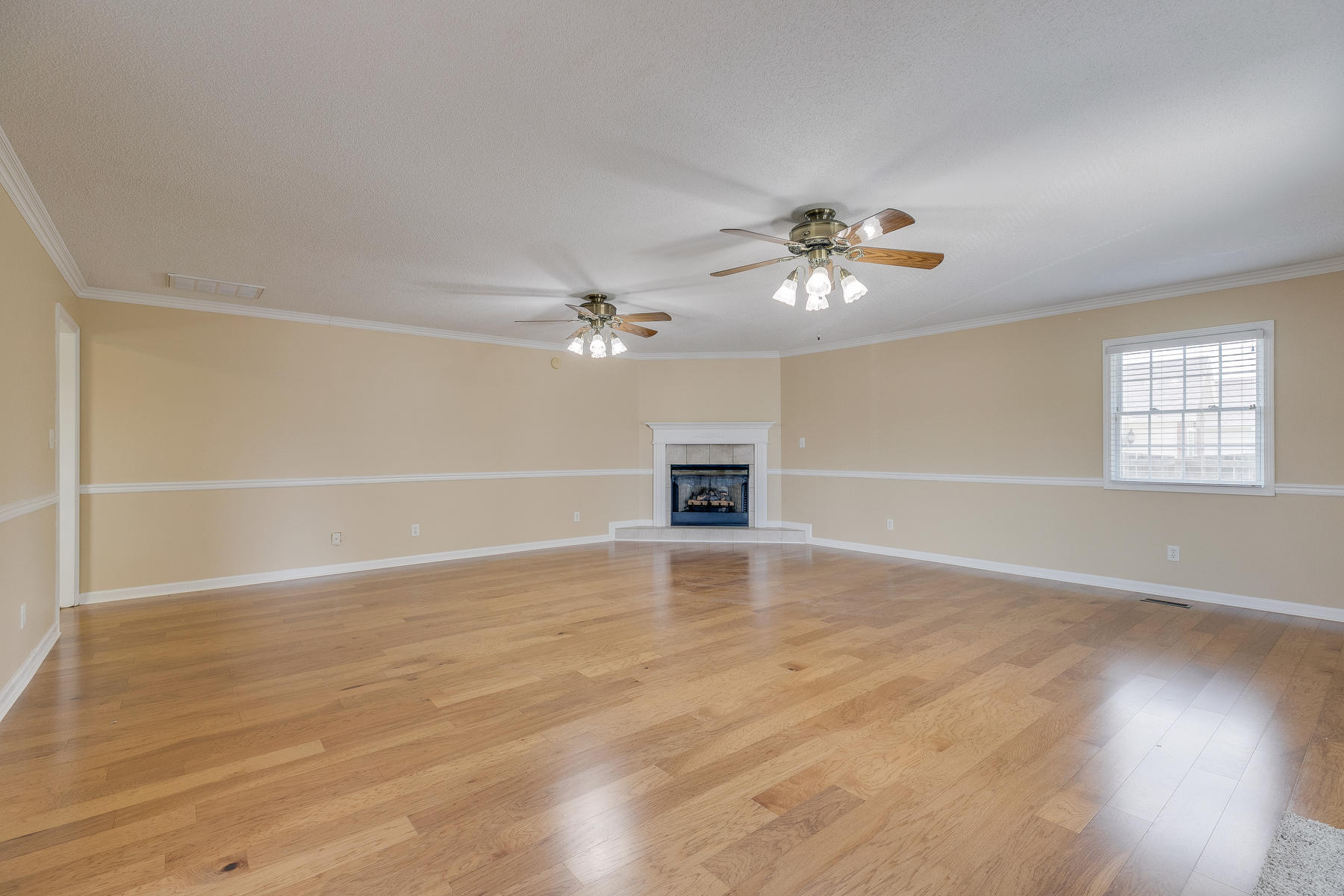 649 Allison Road Piney Flats, TN 37686 - Photo 33 of 48 033