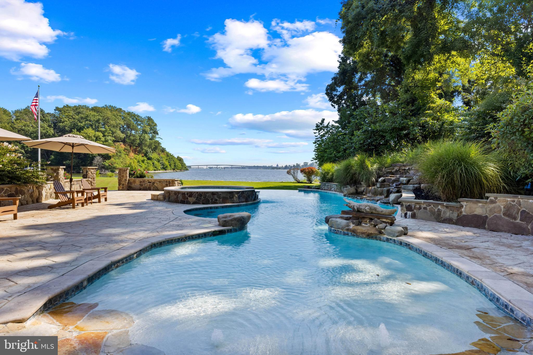 125 South Winchester Road Annapolis, MD 21409 - Photo 37 of 47 Private oasis!