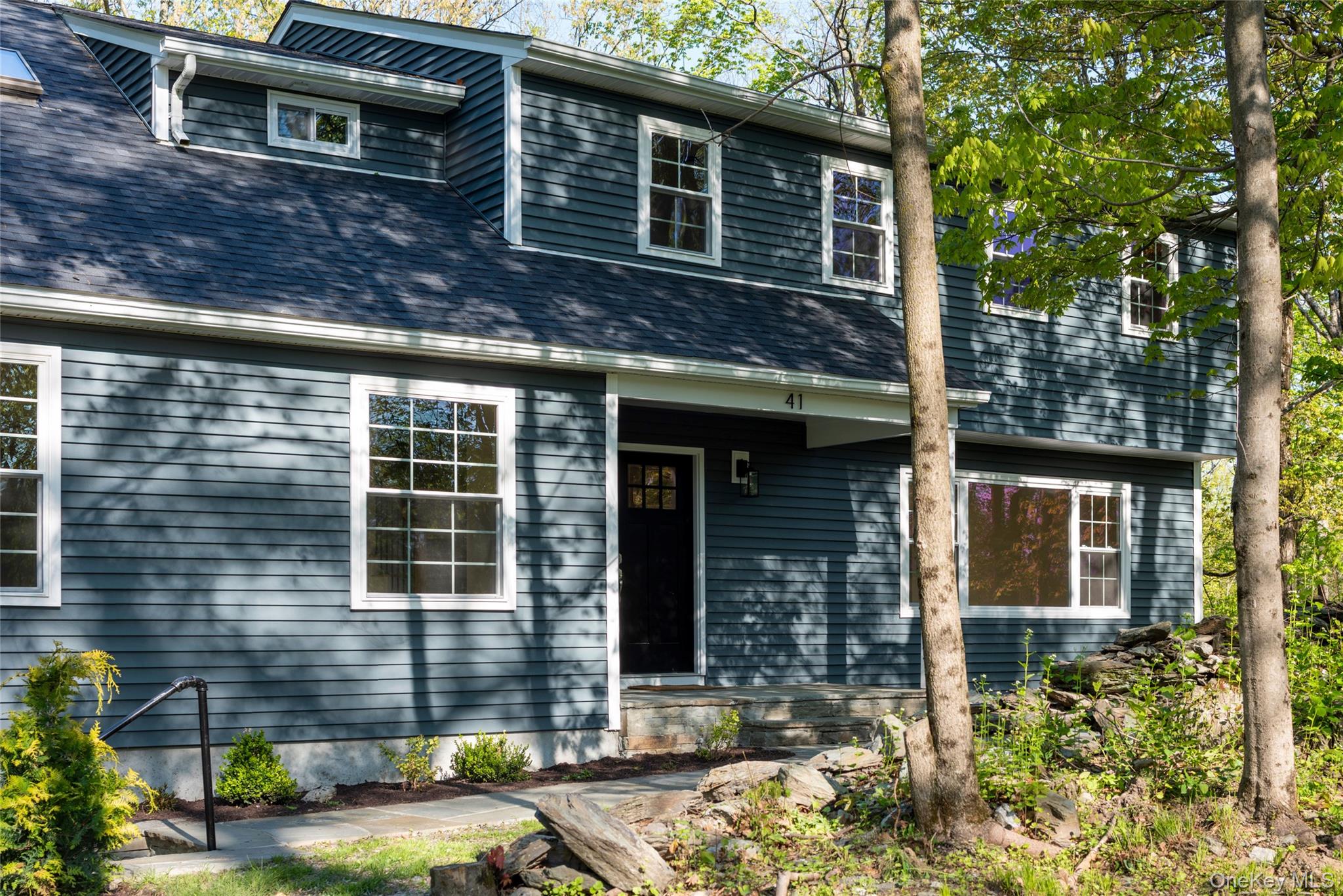 41 Meddaugh Road Pleasant Valley, NY 12569 - Photo 3 of 37