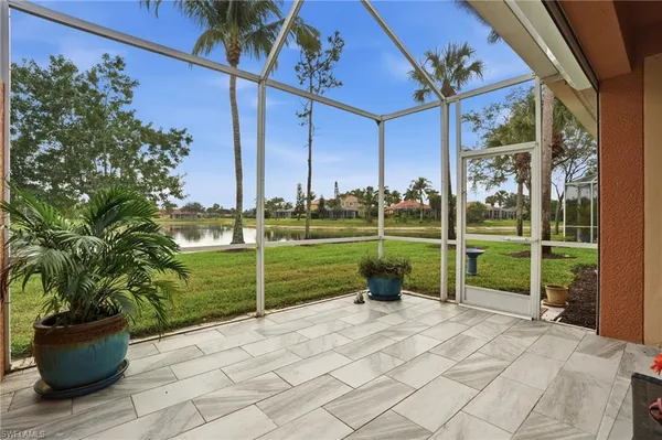 $469,000 | 14282 Manchester Drive, Naples, FL 34114