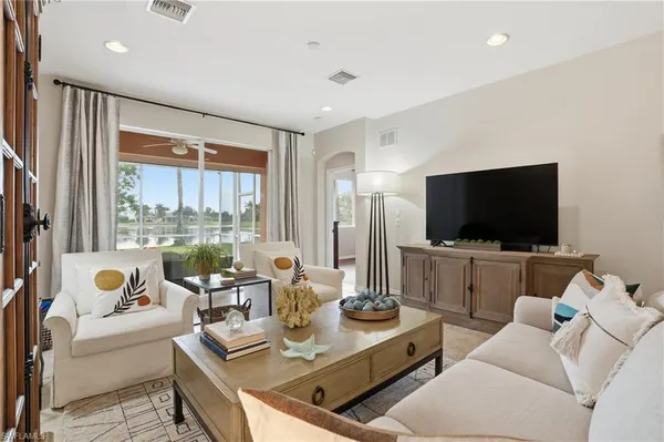 $469,000 | 14282 Manchester Drive, Naples, FL 34114