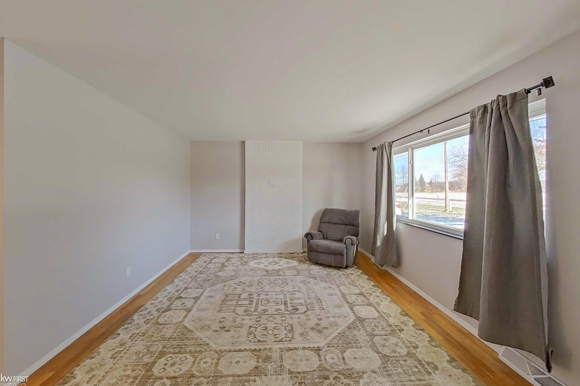 6421 North Webster Road Mount Morris, MI 48458 - Photo 8 of 42 50163033-d1c42275-267a-4bdb-84f8-8dfd50f38d08.JPG