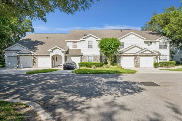 $2,100 | 930 Loch Carron Drive, Unit 1212, Apopka, FL 32712