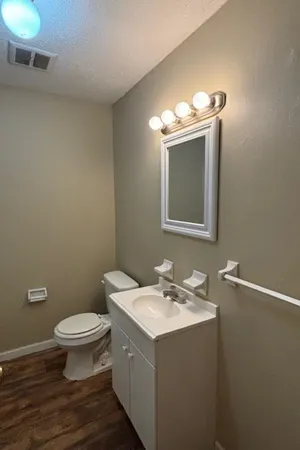 $1,250 | 436 Belmont Road, Unit 2, Tallahassee, FL 32301