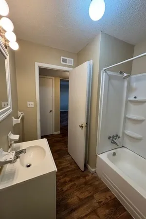 $1,250 | 436 Belmont Road, Unit 2, Tallahassee, FL 32301