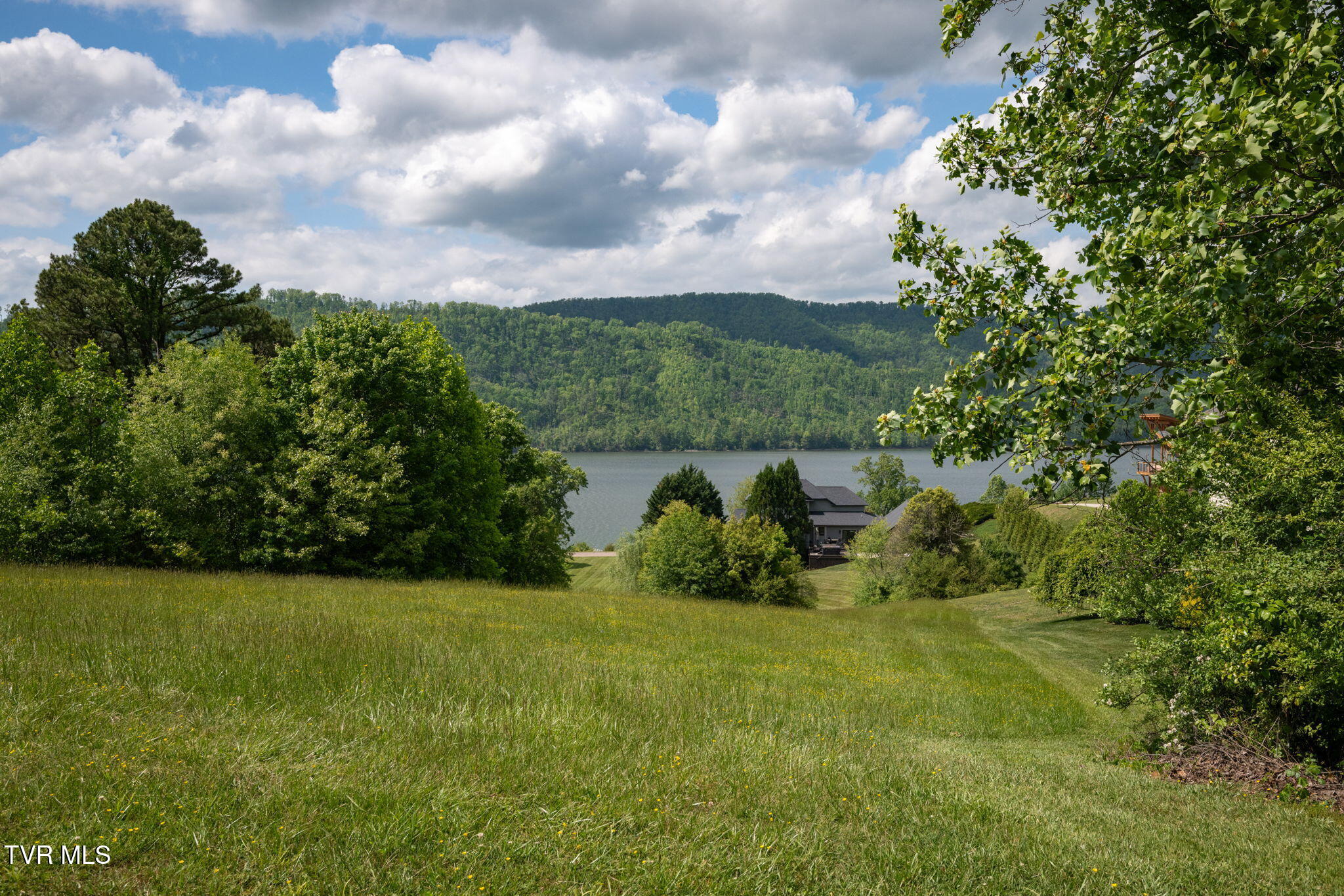 Lot 84 Harbor View Road, Unit 84 Butler, TN 37640 - Photo 22 of 33 22-web-or-mls-EXT_9276
