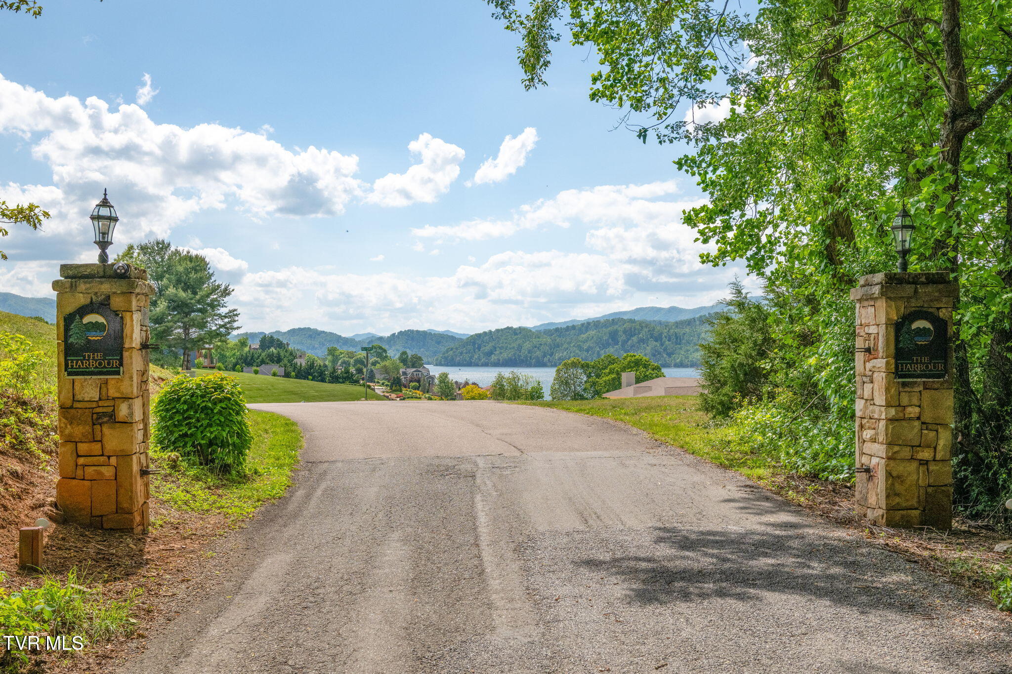 Lot 84 Harbor View Road, Unit 84 Butler, TN 37640 - Photo 33 of 33 33-web-or-mls-EXT_9289
