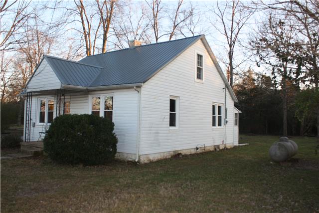 1745 John R Hill Road Lewisburg, TN 37091 - Photo 1 of 16 New windows! New Roof!