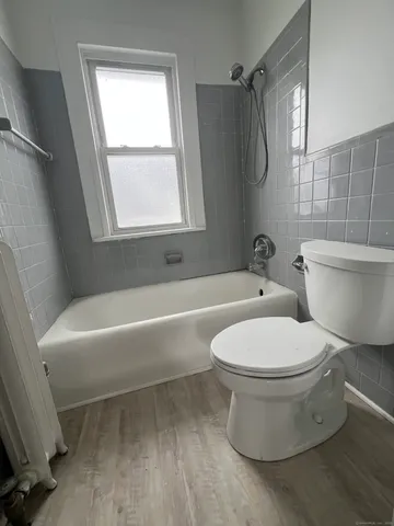 $1,900 | 389 Hawley Avenue, Unit 3, Bridgeport, CT 06606