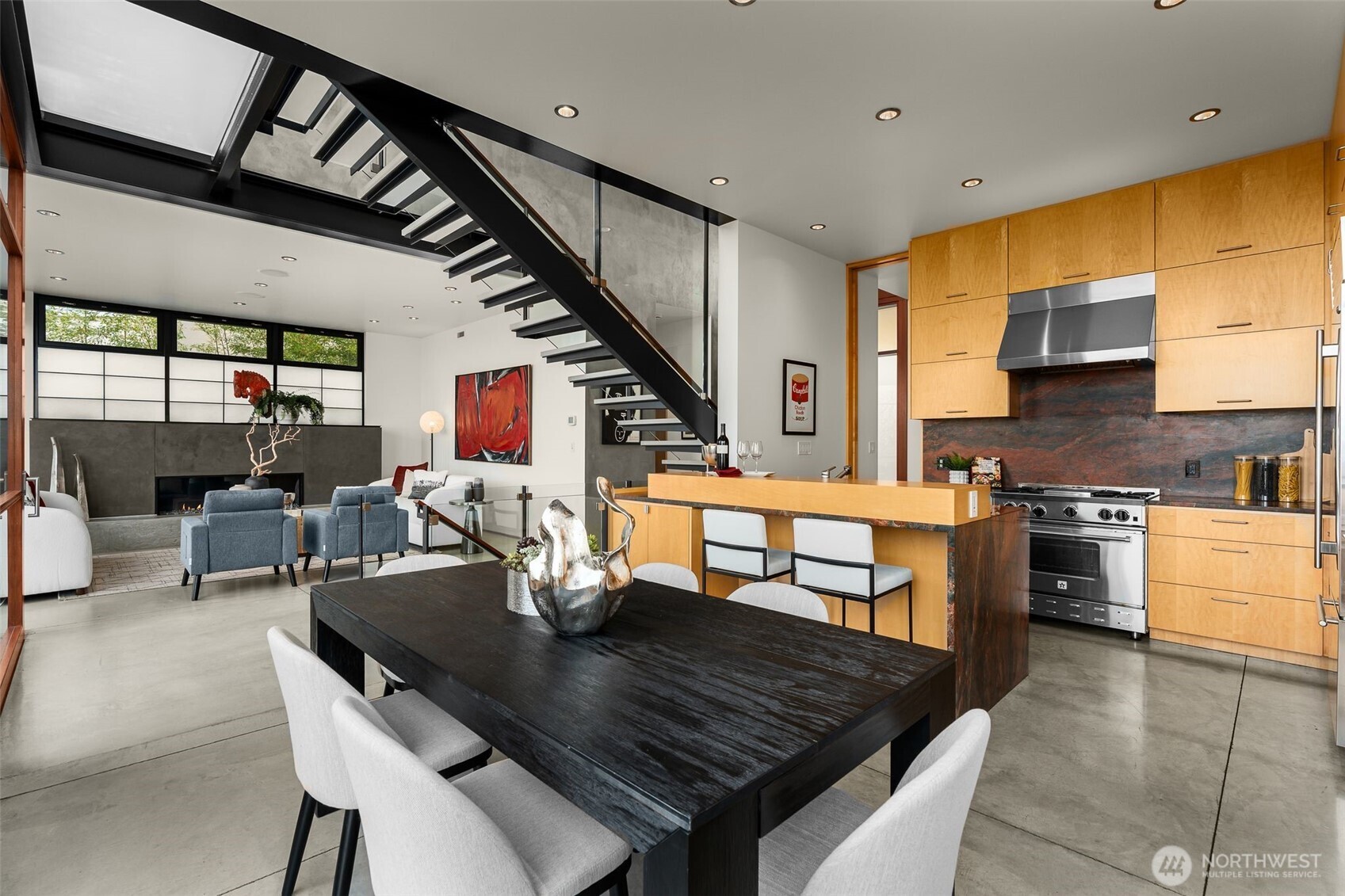 1527 East Howe Street Seattle, WA 98112 - Photo 13 of 40