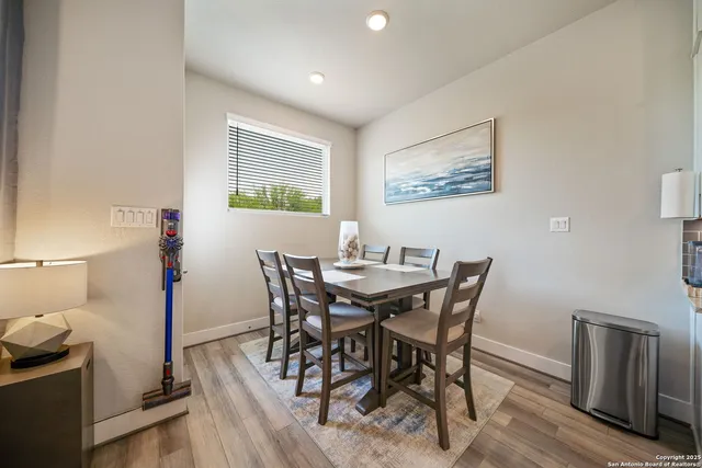 $2,135 | 8851 Oakland Road, Unit 18, San Antonio, TX 78240