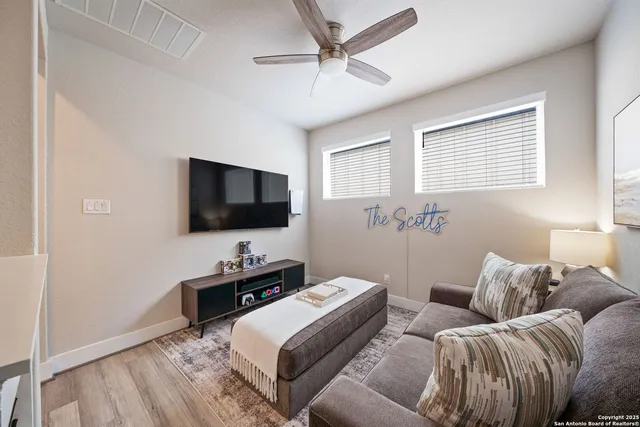 $2,135 | 8851 Oakland Road, Unit 18, San Antonio, TX 78240