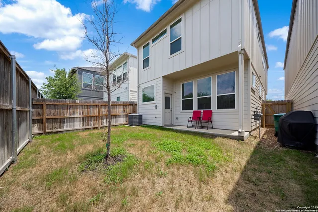 $2,135 | 8851 Oakland Road, Unit 18, San Antonio, TX 78240