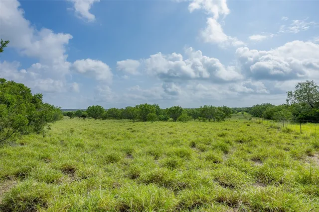 $4,967,200 | 817 Highway 59, George West, TX 78022