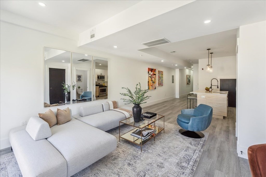 304 Sumner Street, Unit 4 Boston, MA 02128 - Photo 1 of 40