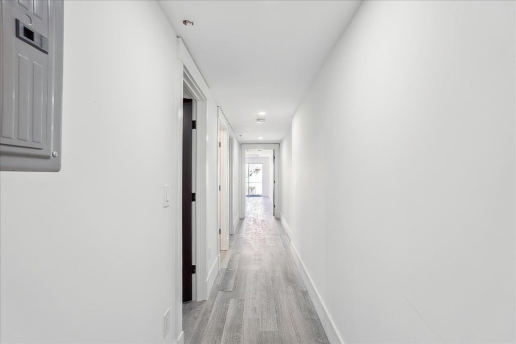 304 Sumner Street, Unit 4 Boston, MA 02128 - Photo 21 of 40